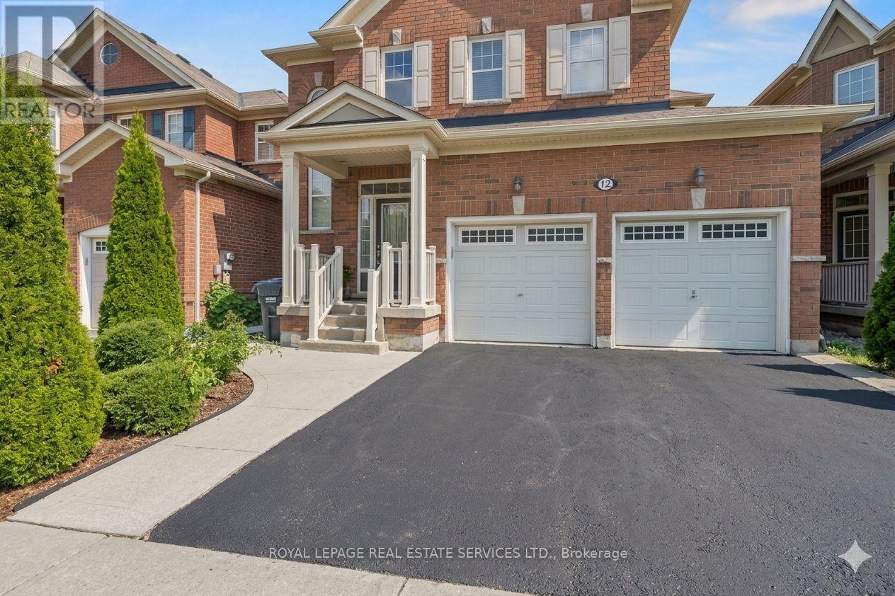 UNIT 2 - 12 LOCOMOTIVE CRESCENT Property Photo 1
