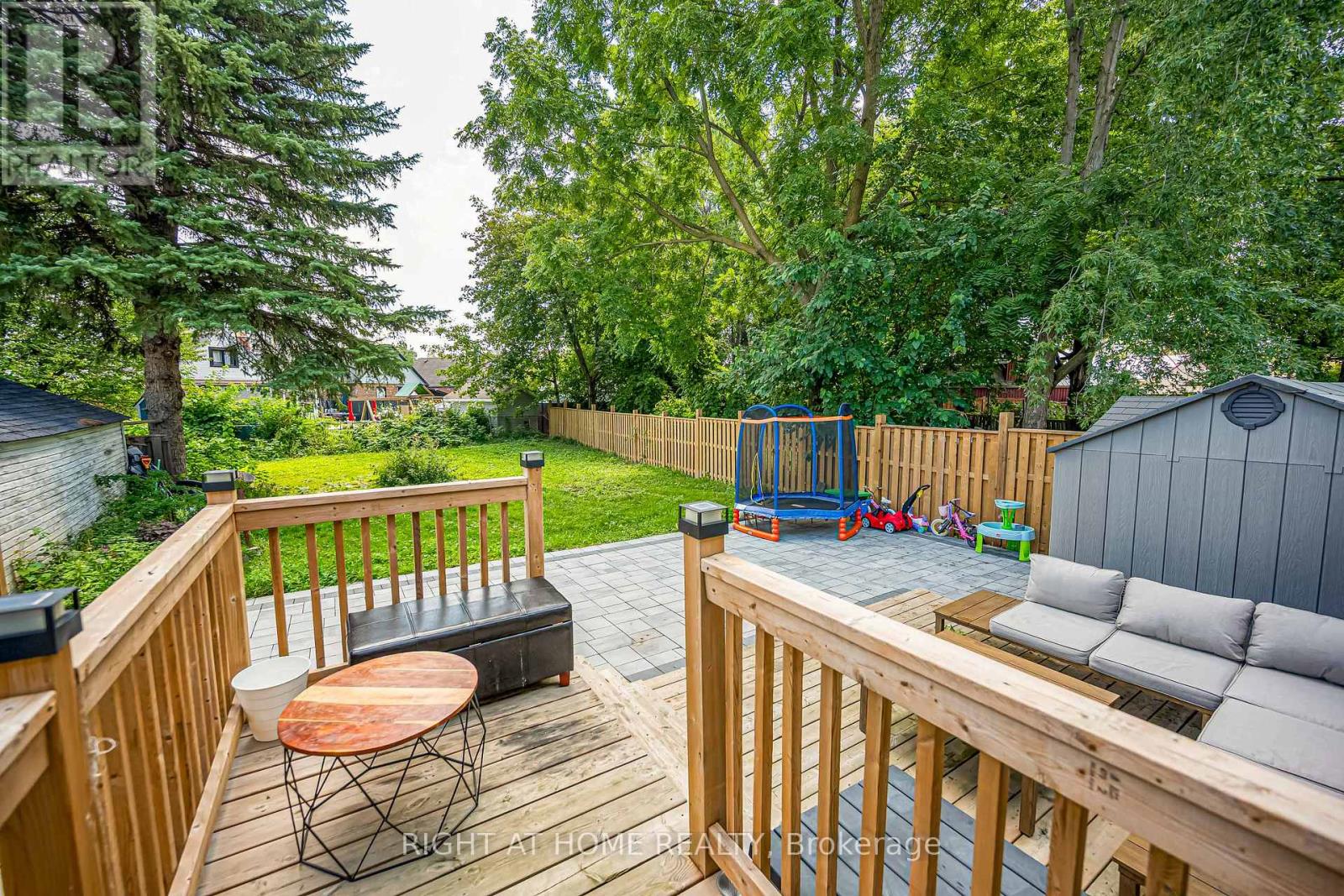 121 Hearst Circle Property Photo 40