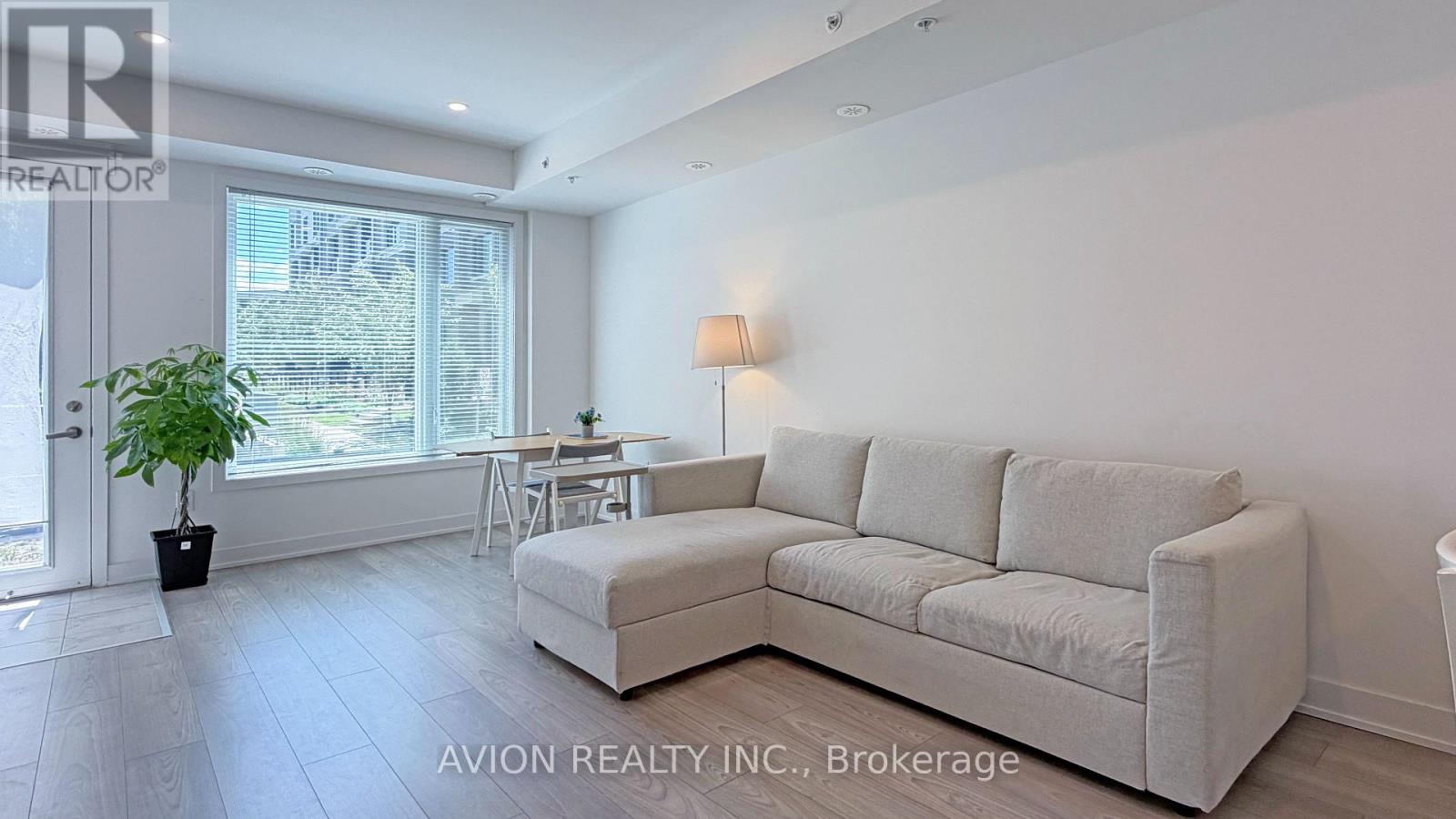 8 - 3473 Widdicombe Way Property Photo 10