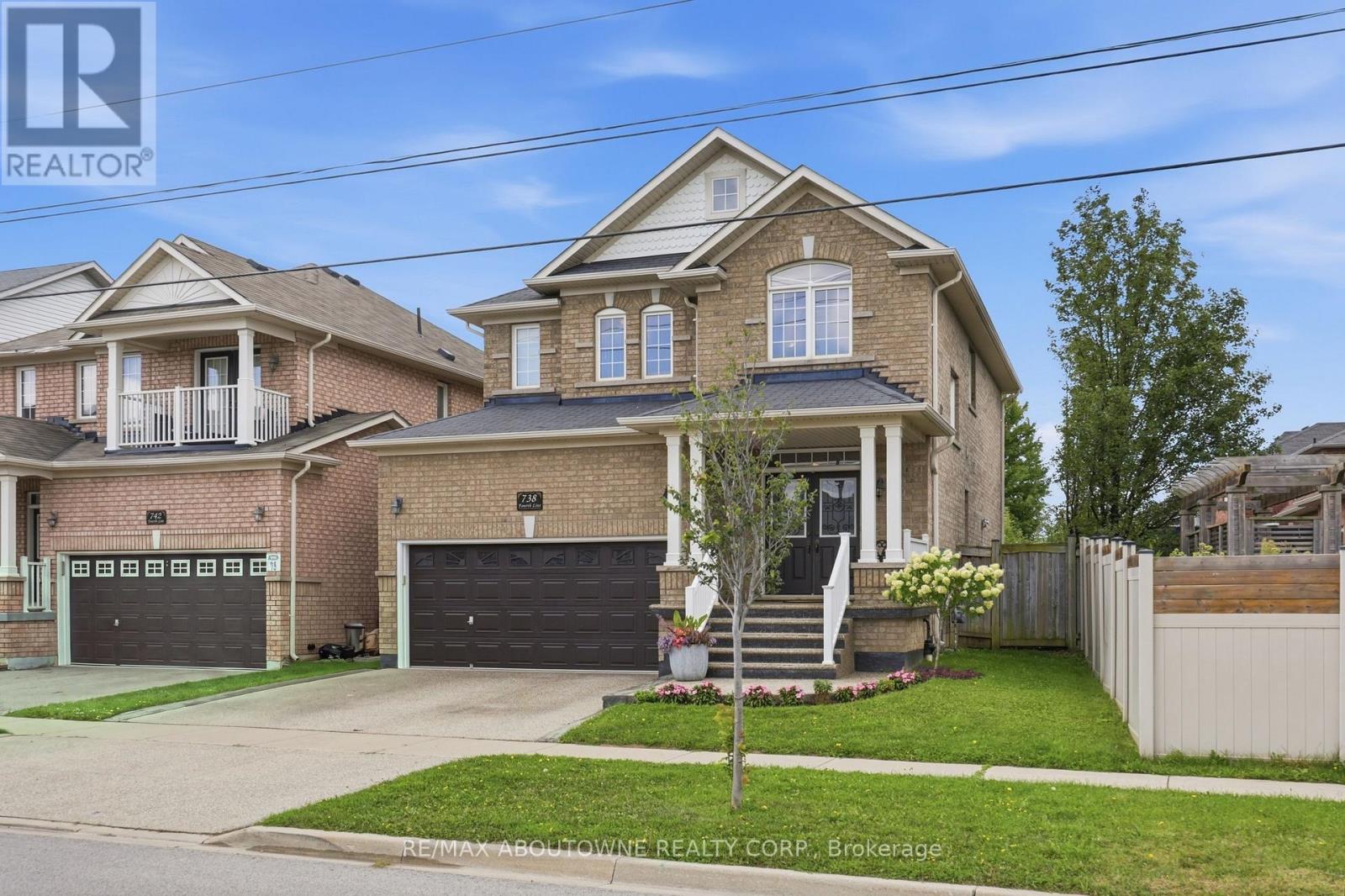 738 FOURTH LINE Property Photo 1