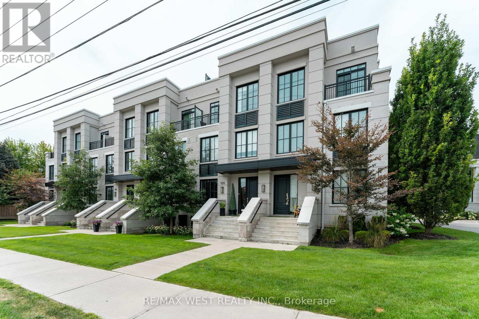 105 - 1180 Cawthra Road Property Photo 1