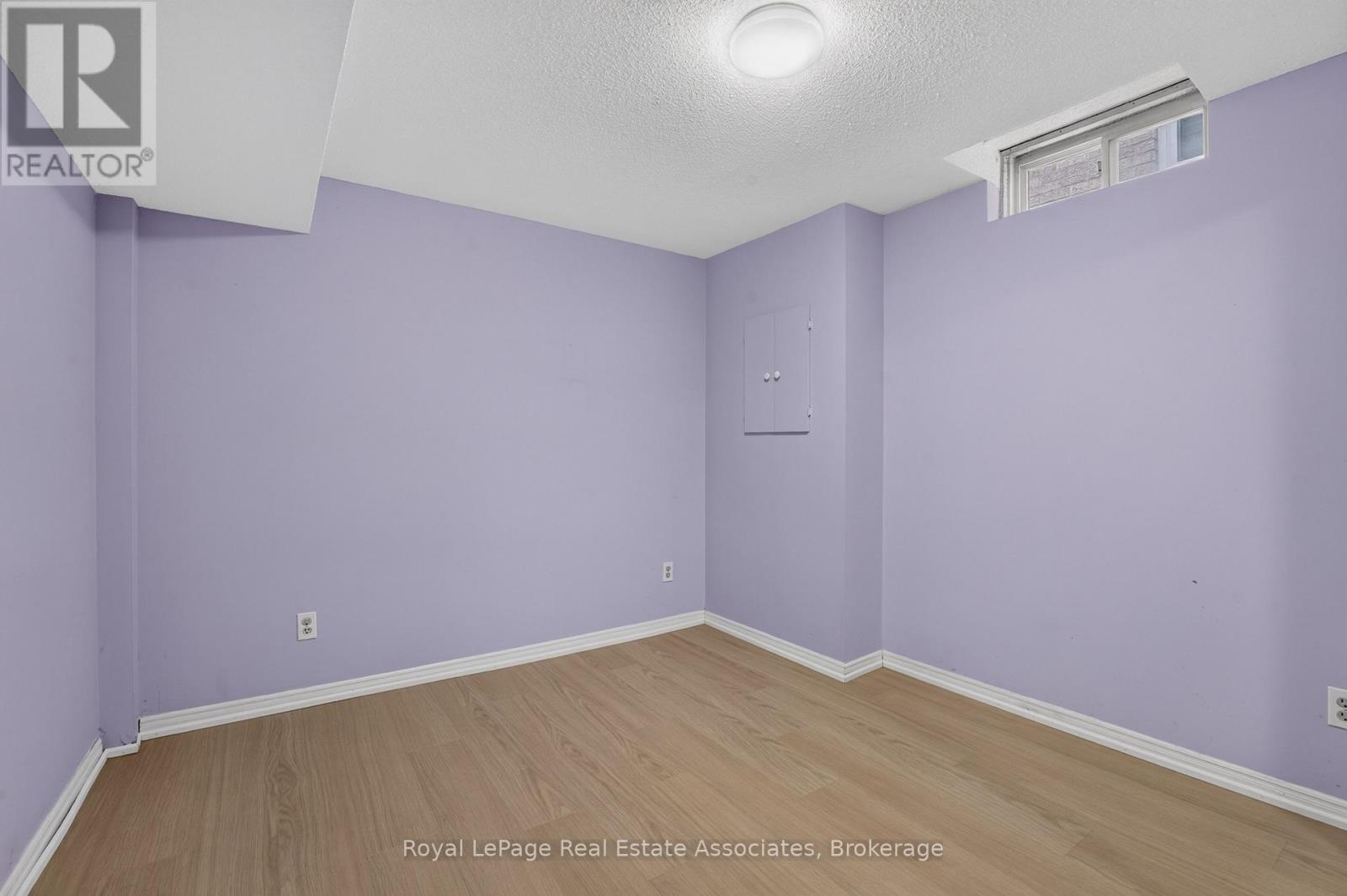 8 Horsham Street Property Photo 40