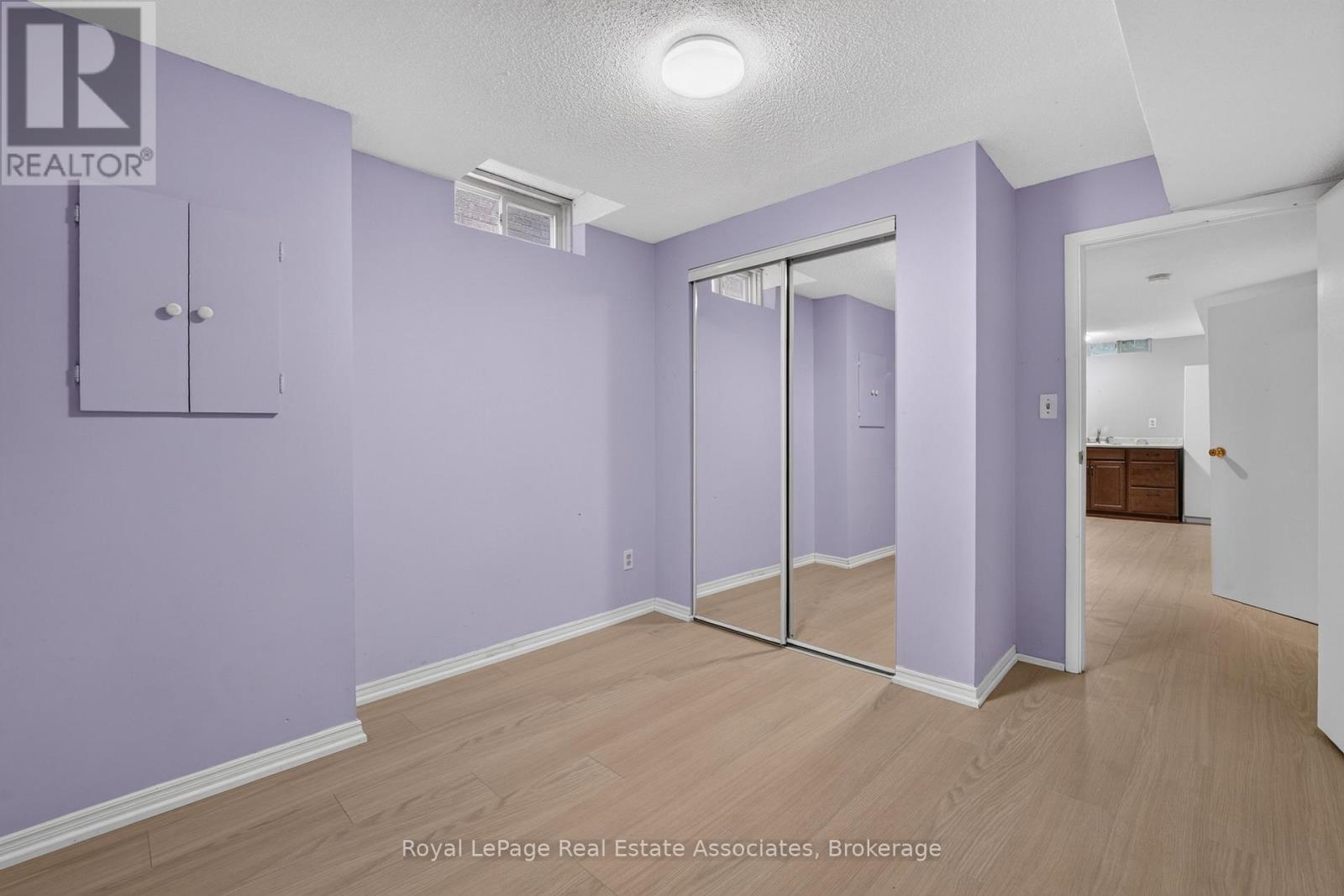 8 Horsham Street Property Photo 41