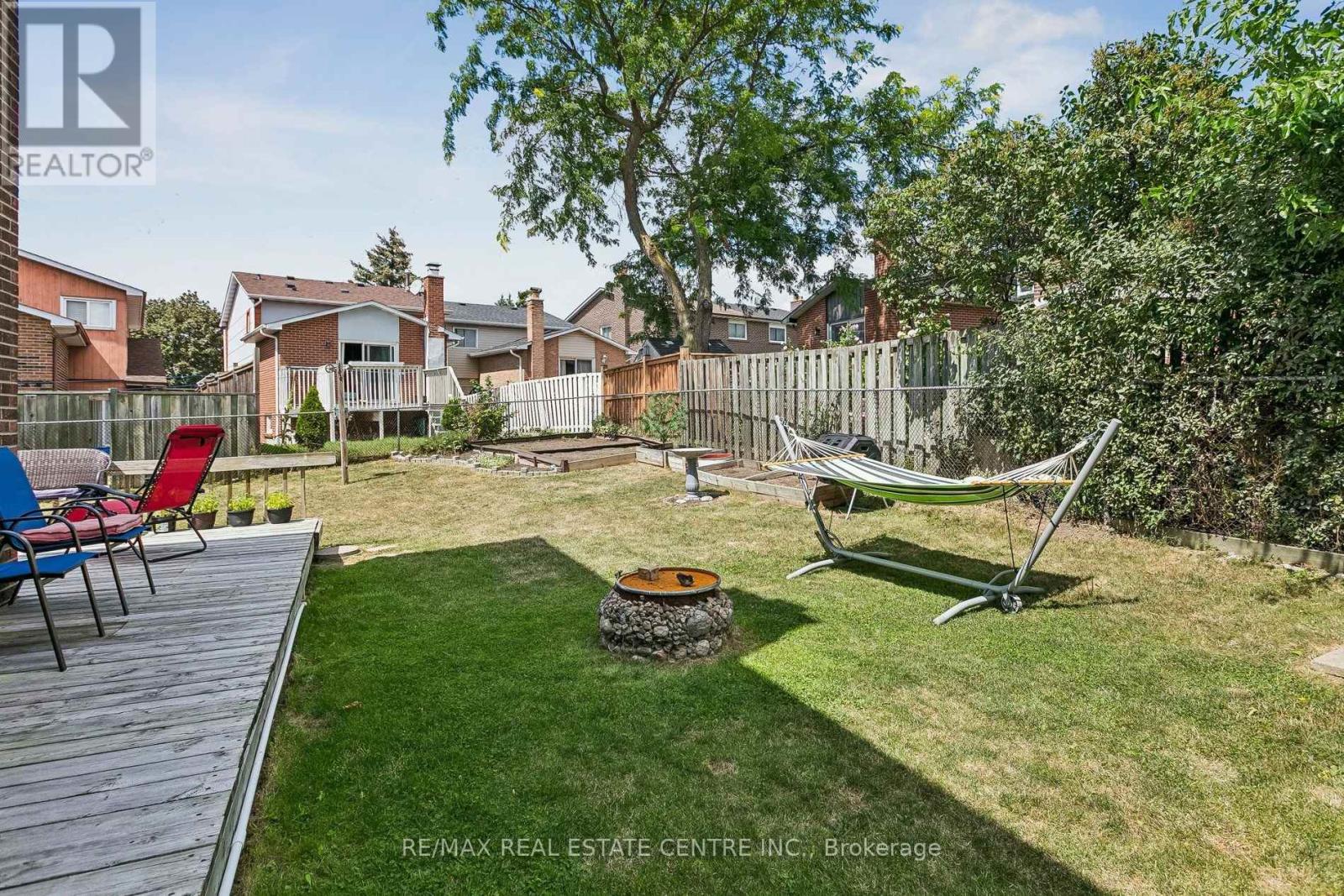 5 Hockley Path Property Photo 50