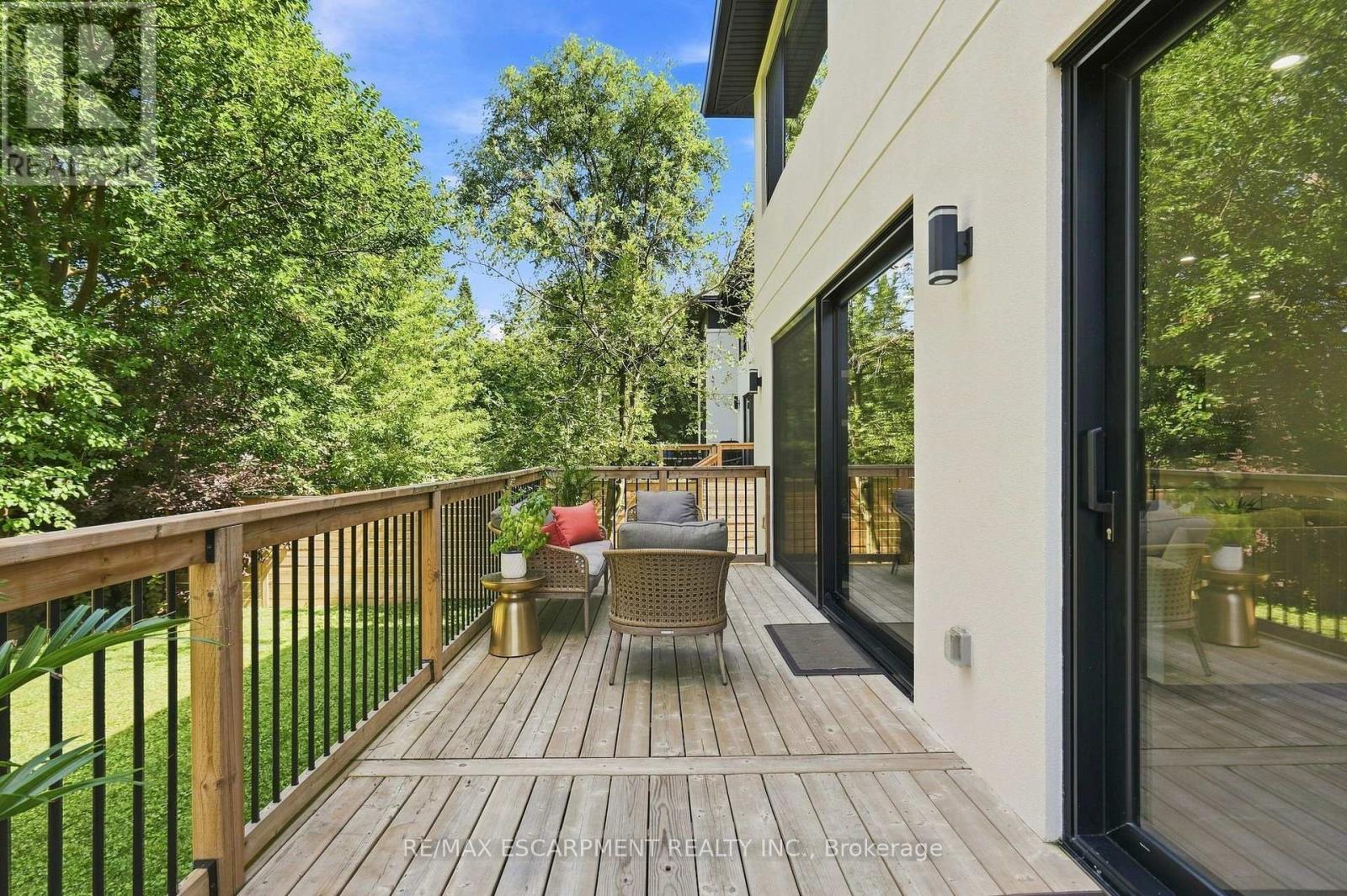1181 Ogden Avenue Property Photo 18