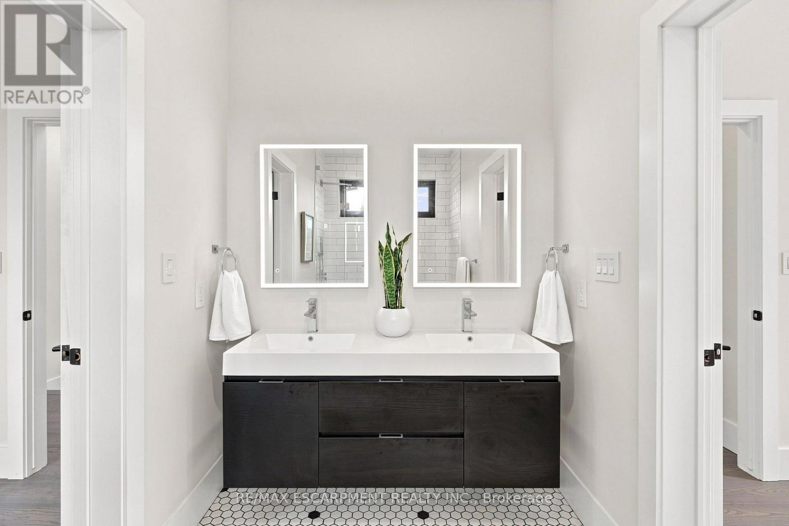 1181 Ogden Avenue Property Photo 35