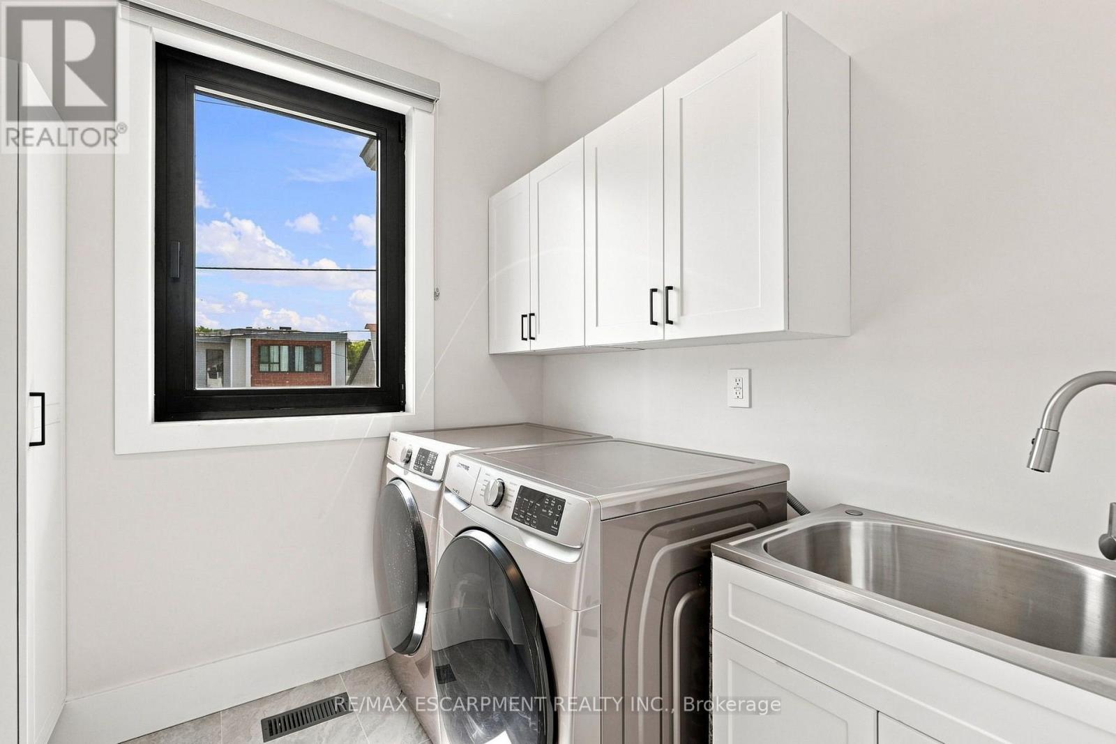 1181 Ogden Avenue Property Photo 38