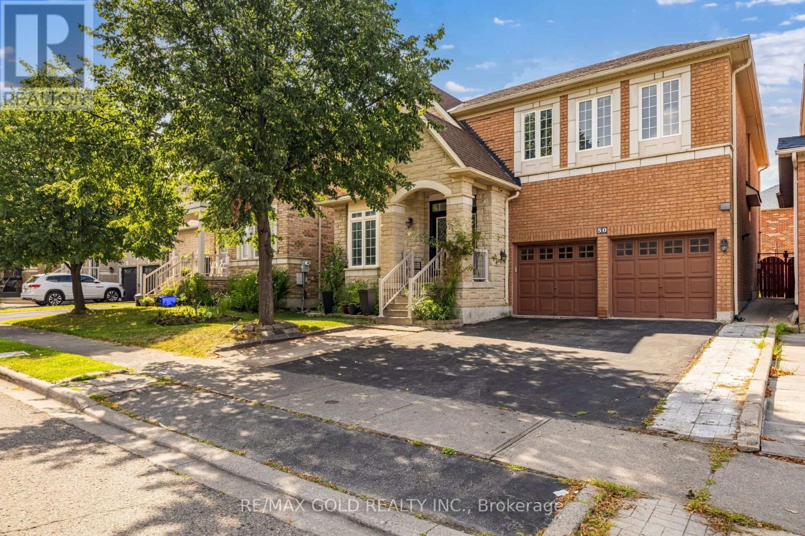 50 Northface Crescent Property Photo 2
