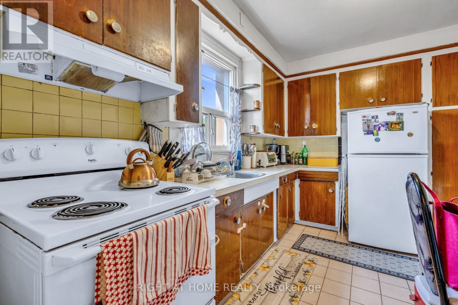 497 Nairn Avenue Property Photo 41
