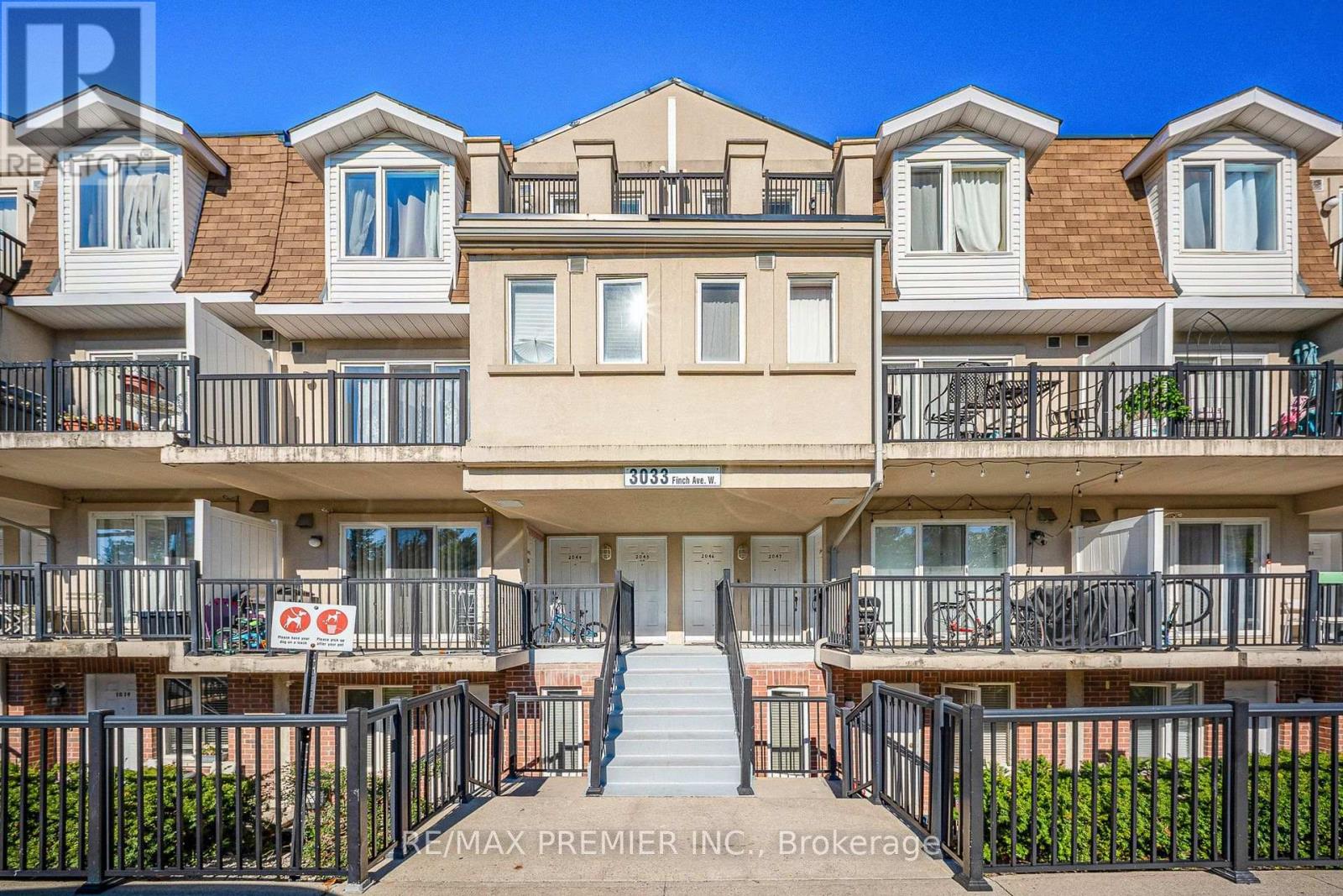 2046 - 3033 FINCH AVENUE W Property Photo 1