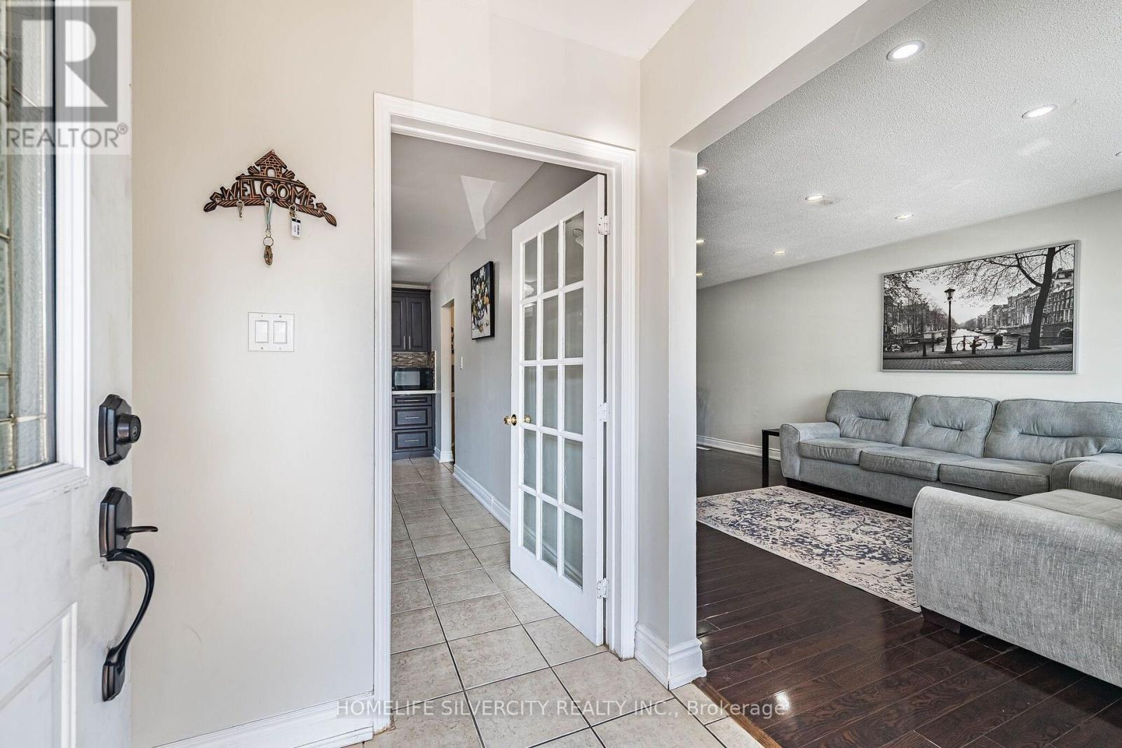 3669 Corliss Crescent Property Photo 9