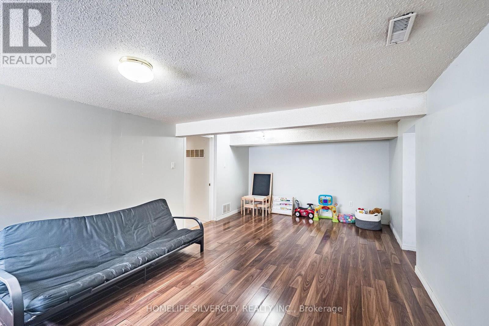 3669 Corliss Crescent Property Photo 35