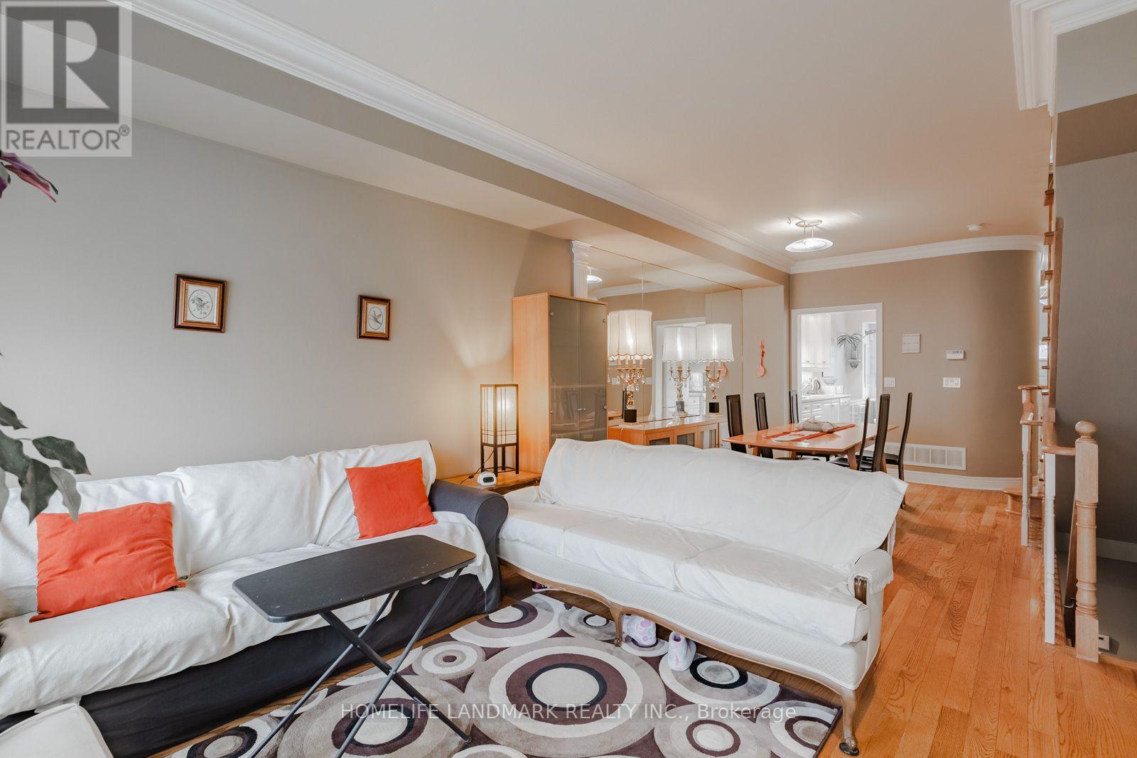 B - 2283 Lake Shore Boulevard W Property Photo 8
