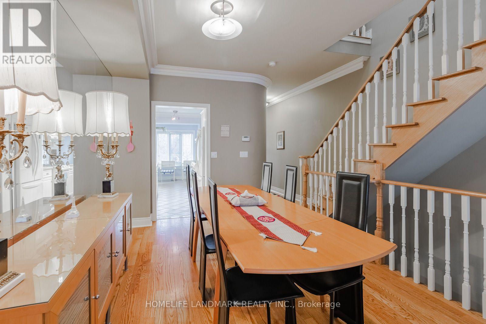 B - 2283 Lake Shore Boulevard W Property Photo 9