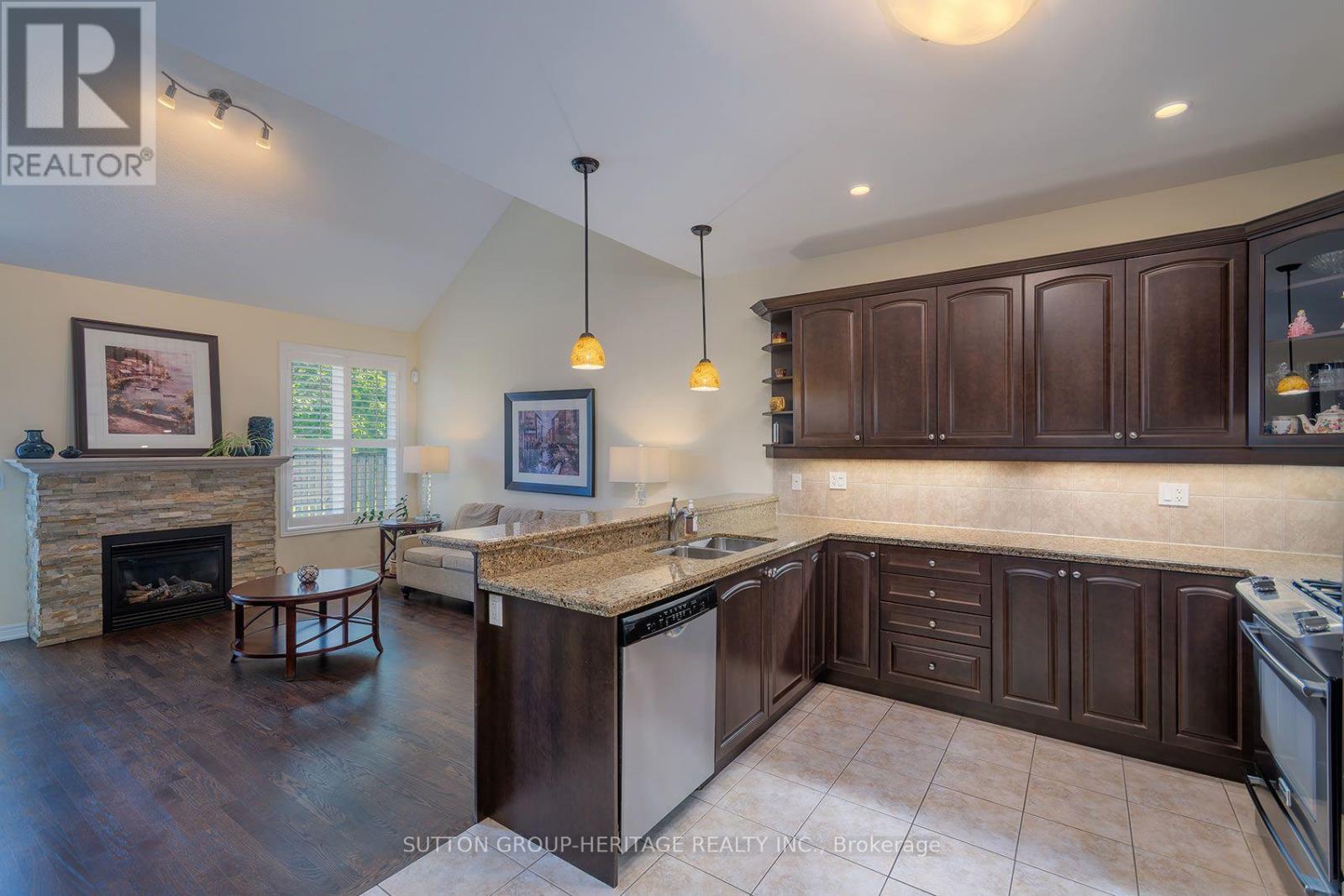 160 - 2120 Itabashi Way Property Photo 15