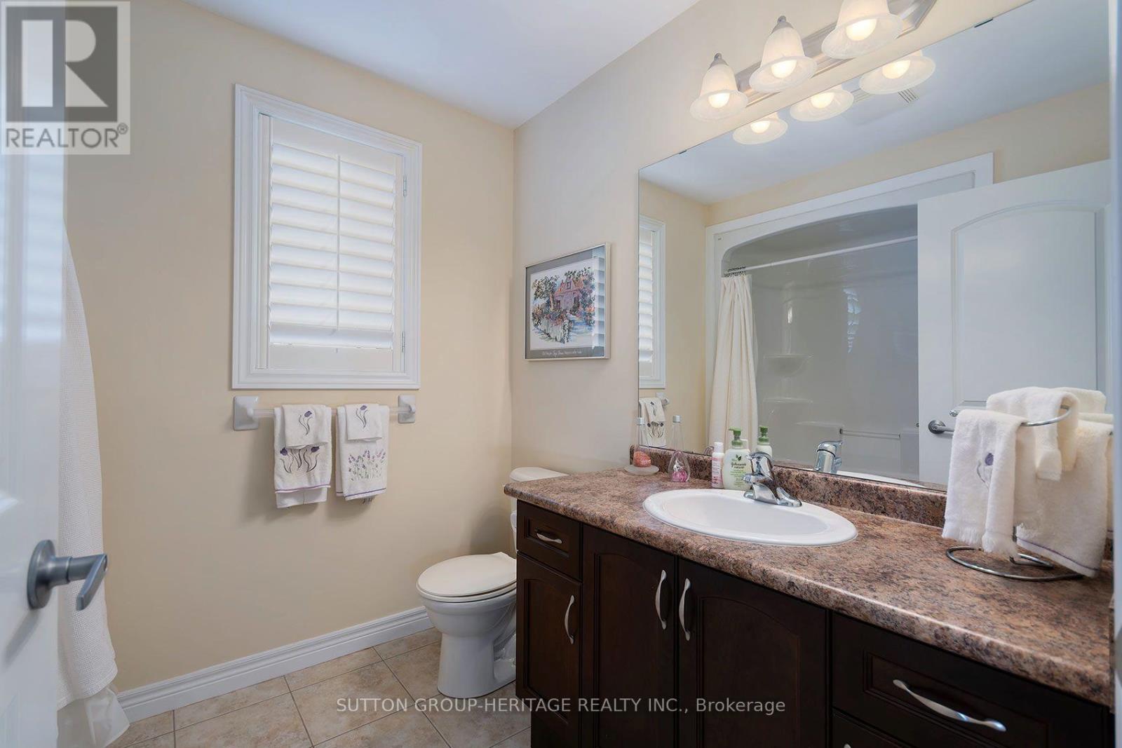 160 - 2120 Itabashi Way Property Photo 28