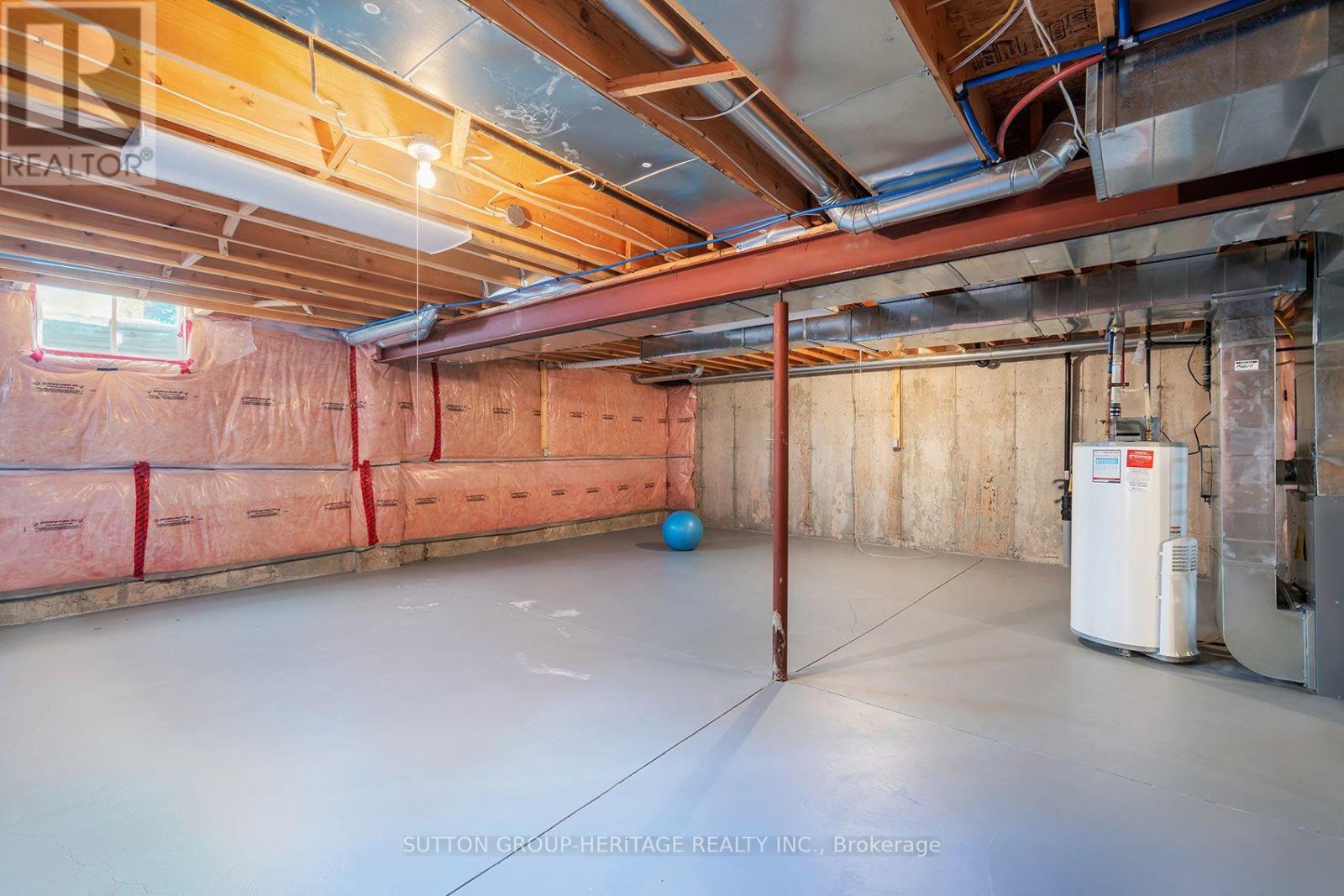 160 - 2120 Itabashi Way Property Photo 33