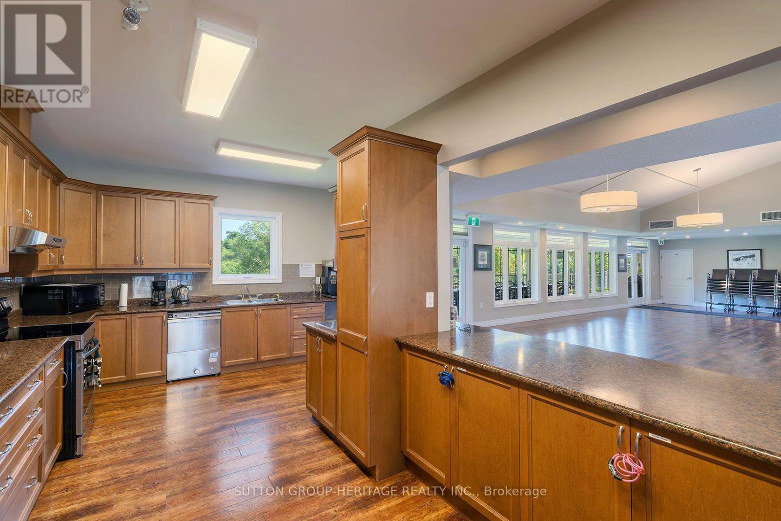 160 - 2120 Itabashi Way Property Photo 43