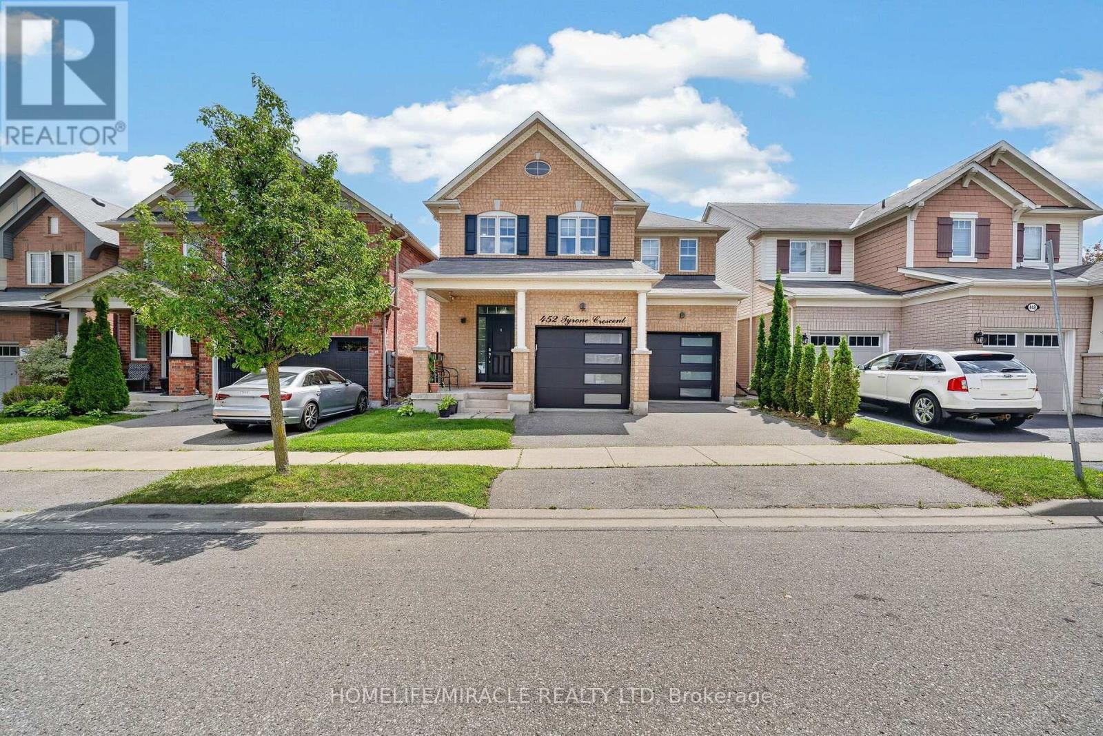 452 TYRONE CRESCENT