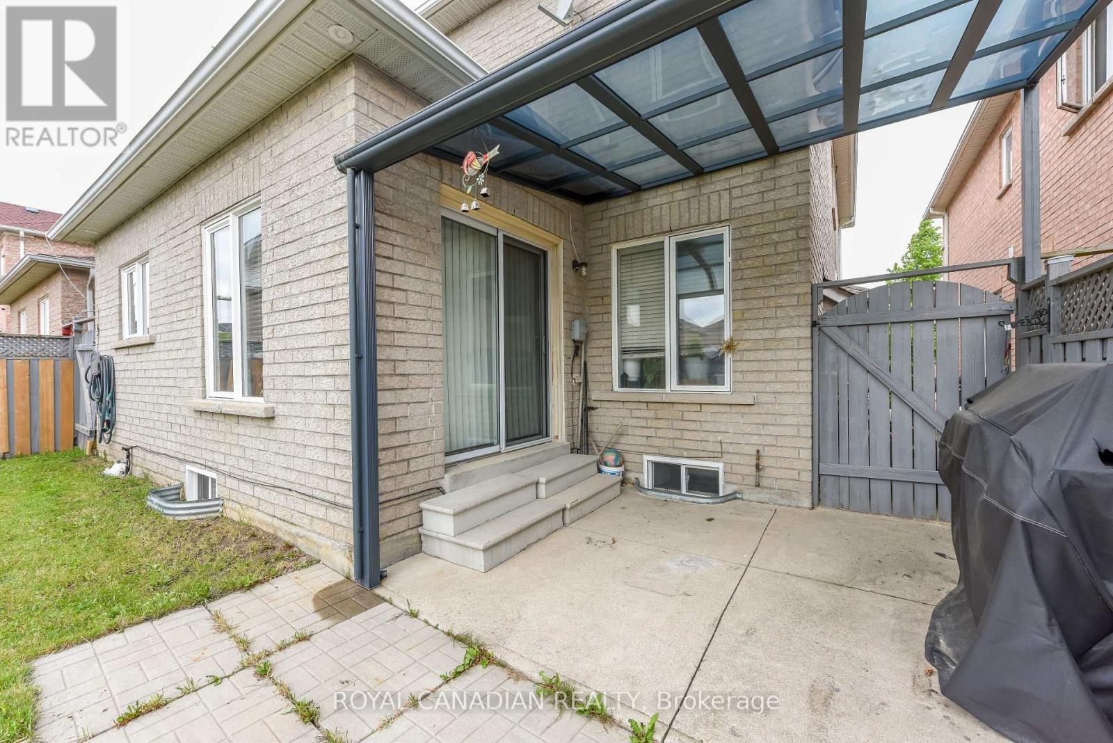 29 Dewside Drive Property Photo 32