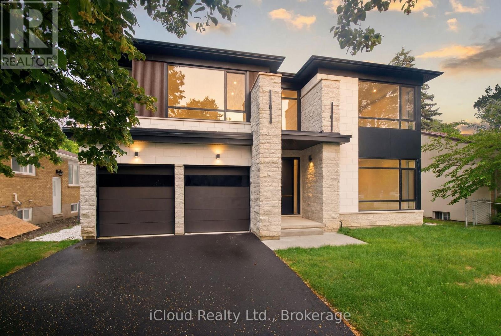 2539 Rugby Road Property Photo 1