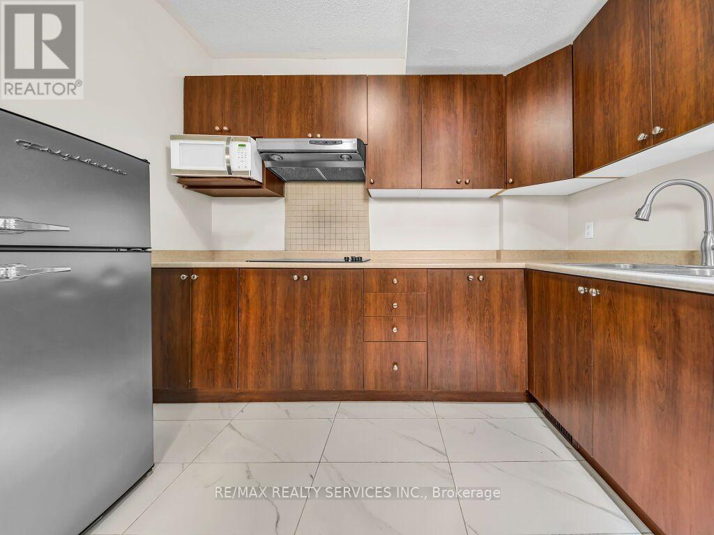 101 River Rock Crescent Property Photo 31