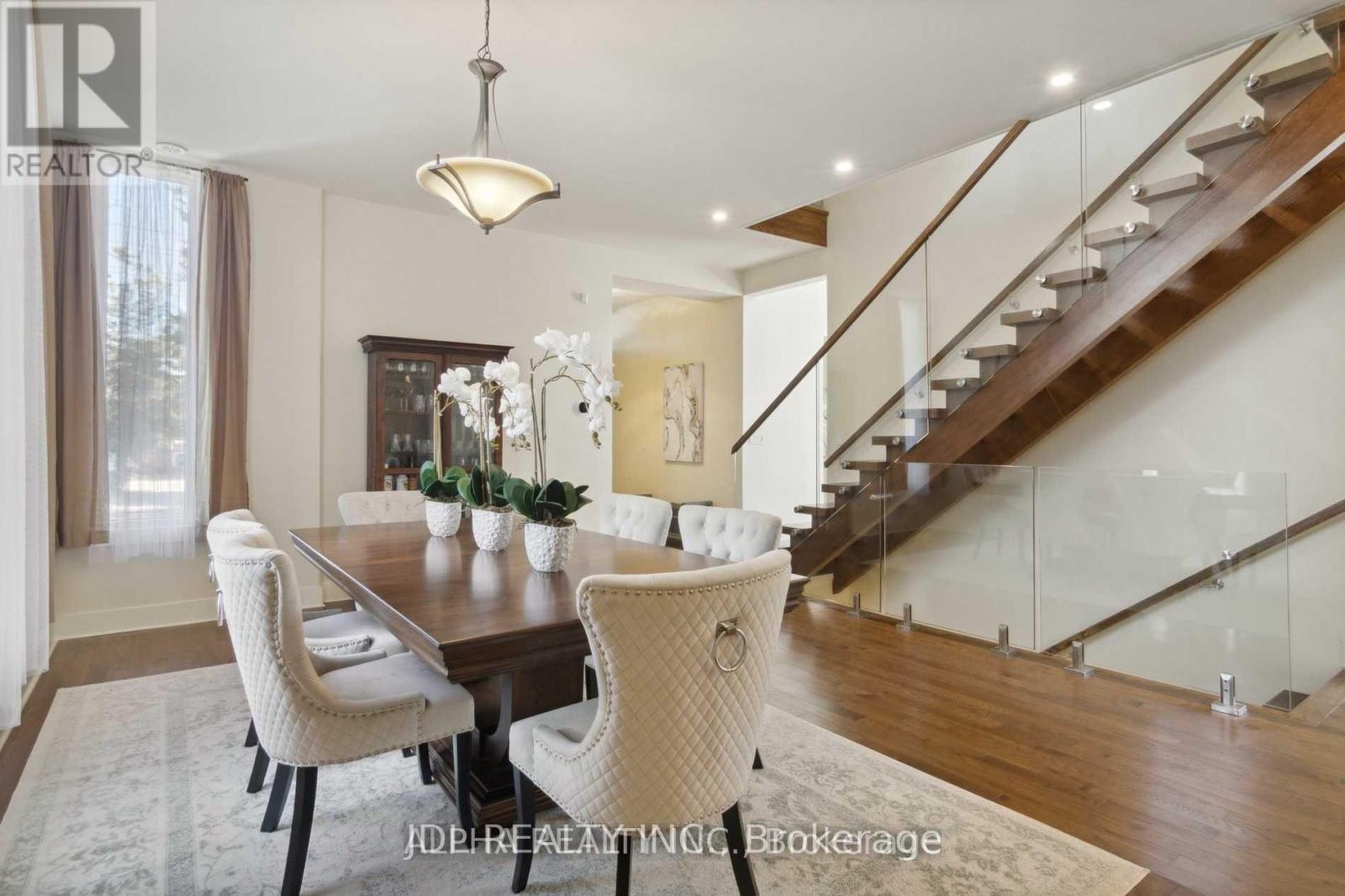 1436 Haig Boulevard Property Photo 8