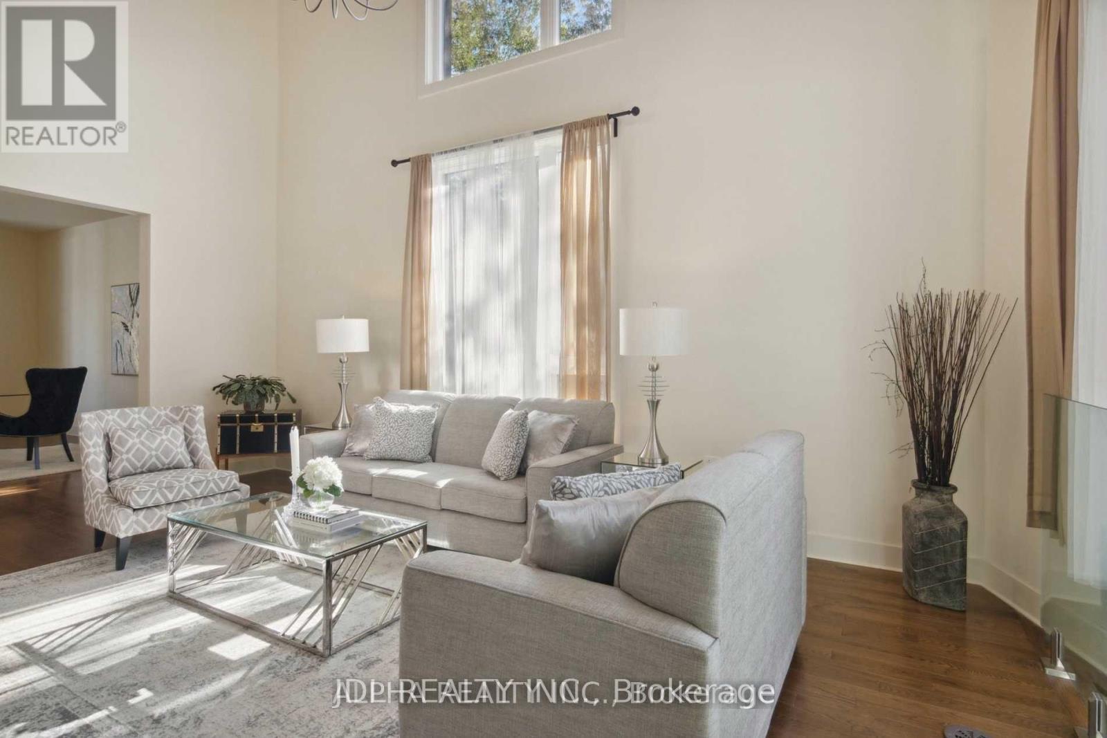 1436 Haig Boulevard Property Photo 11