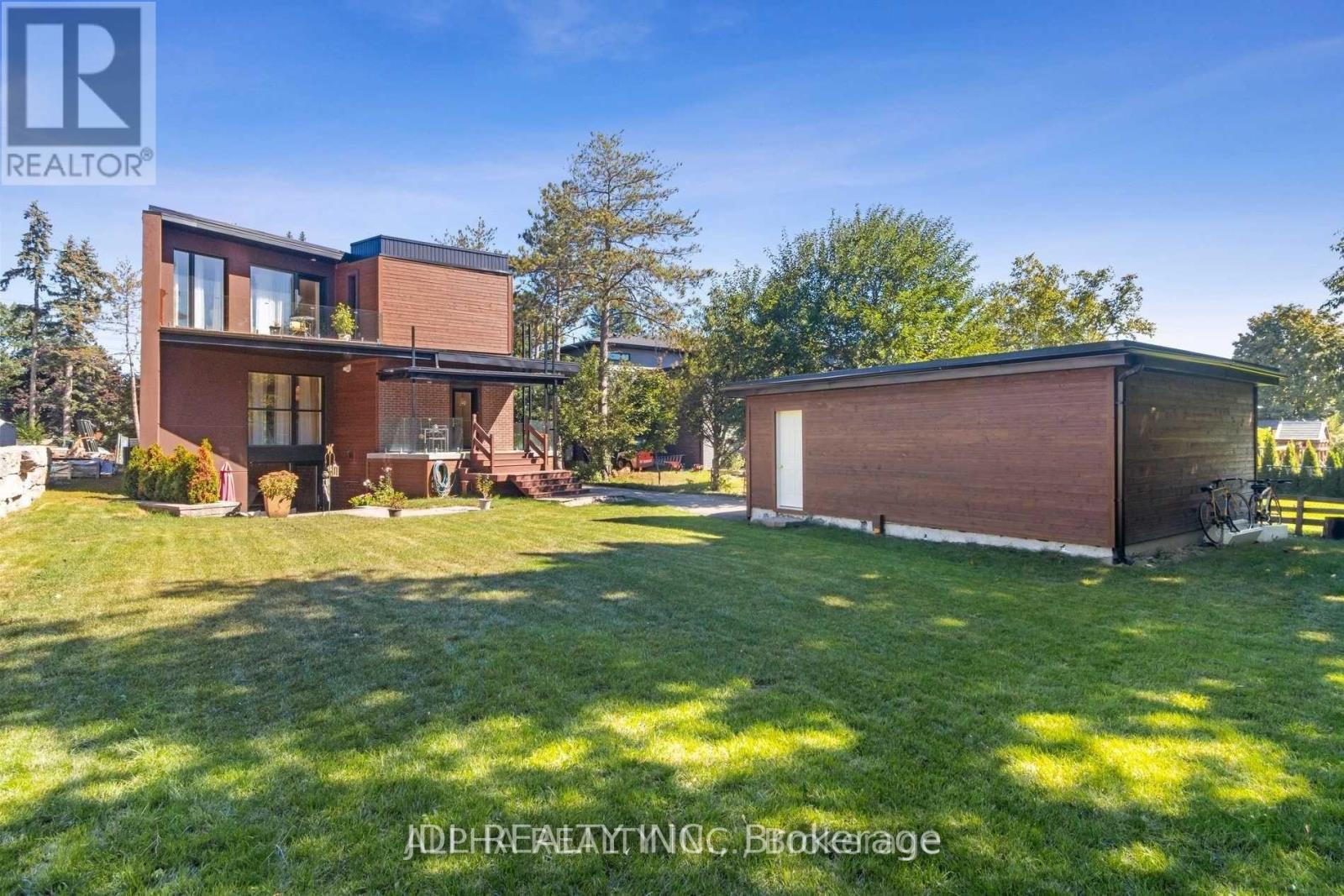 1436 Haig Boulevard Property Photo 35