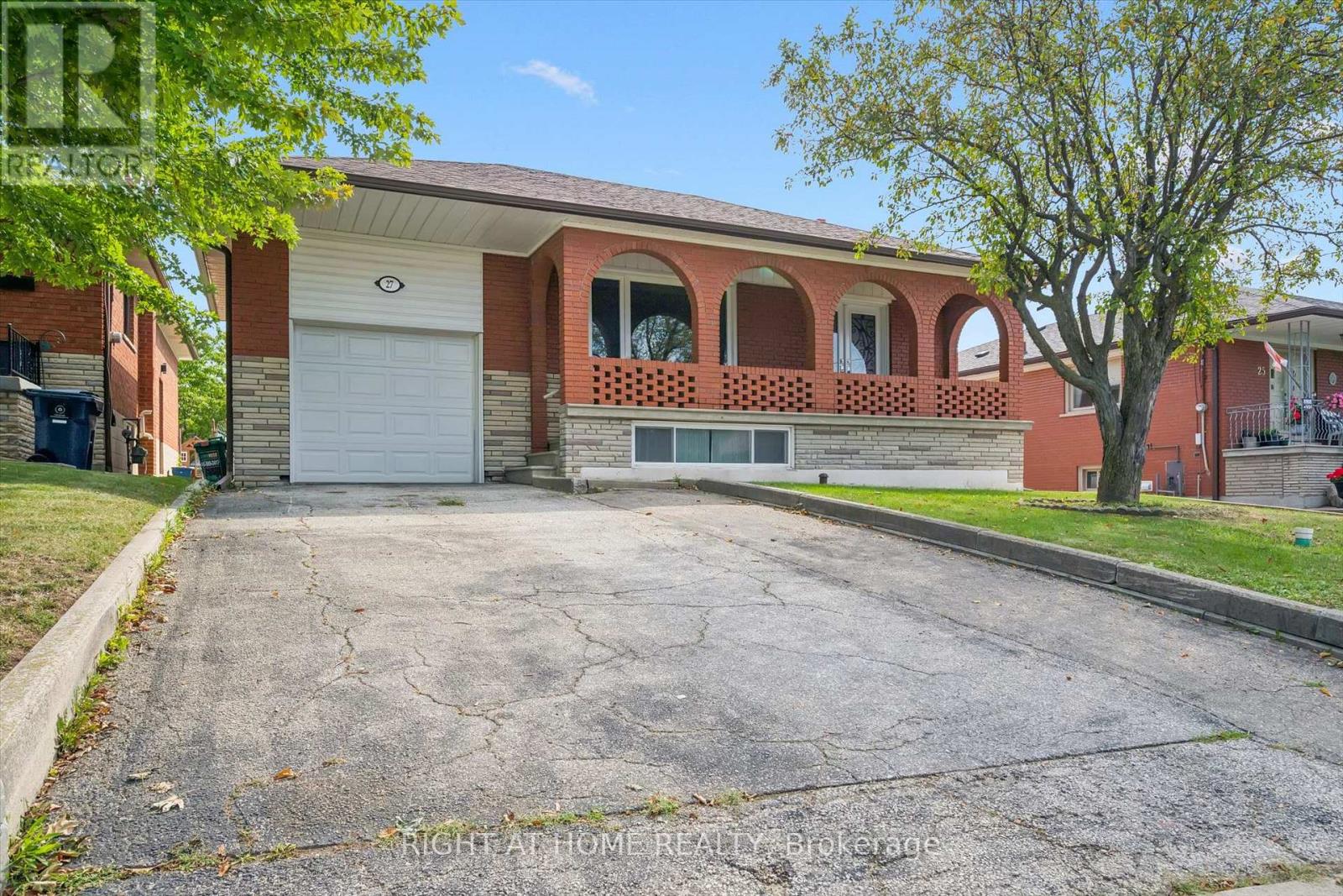 27 Jocada Road Property Photo 2