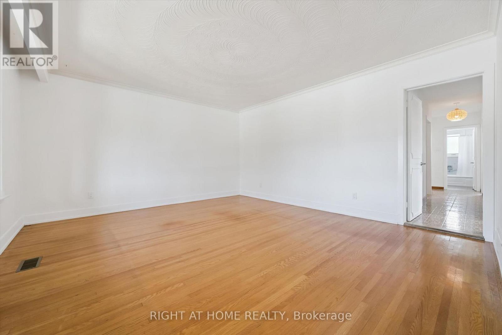 27 Jocada Road Property Photo 12