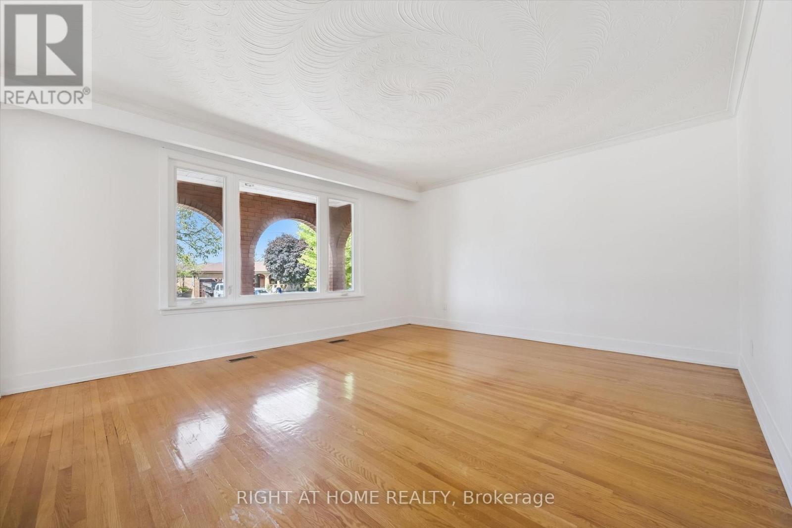 27 Jocada Road Property Photo 14