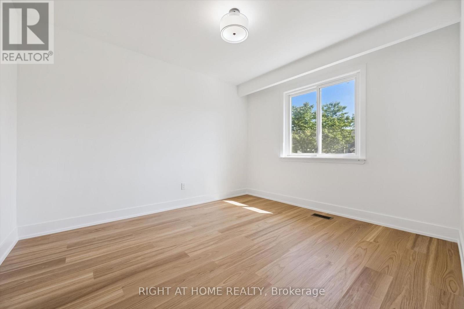 27 Jocada Road Property Photo 18