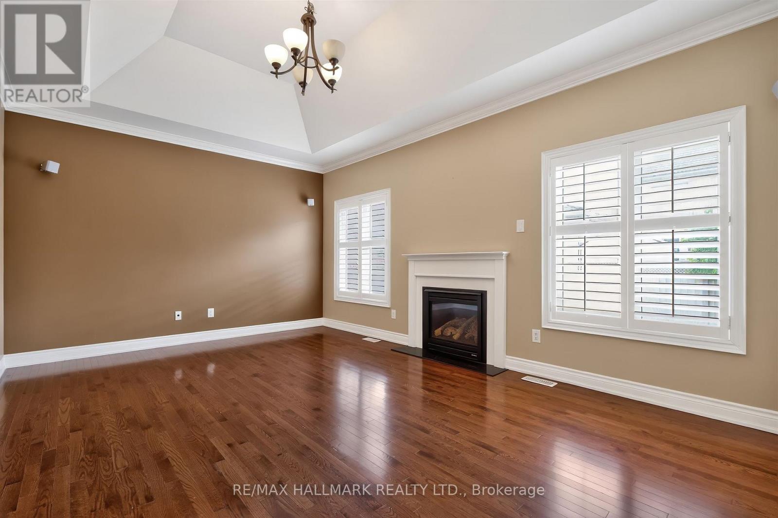 99 Royal West Drive Property Photo 15
