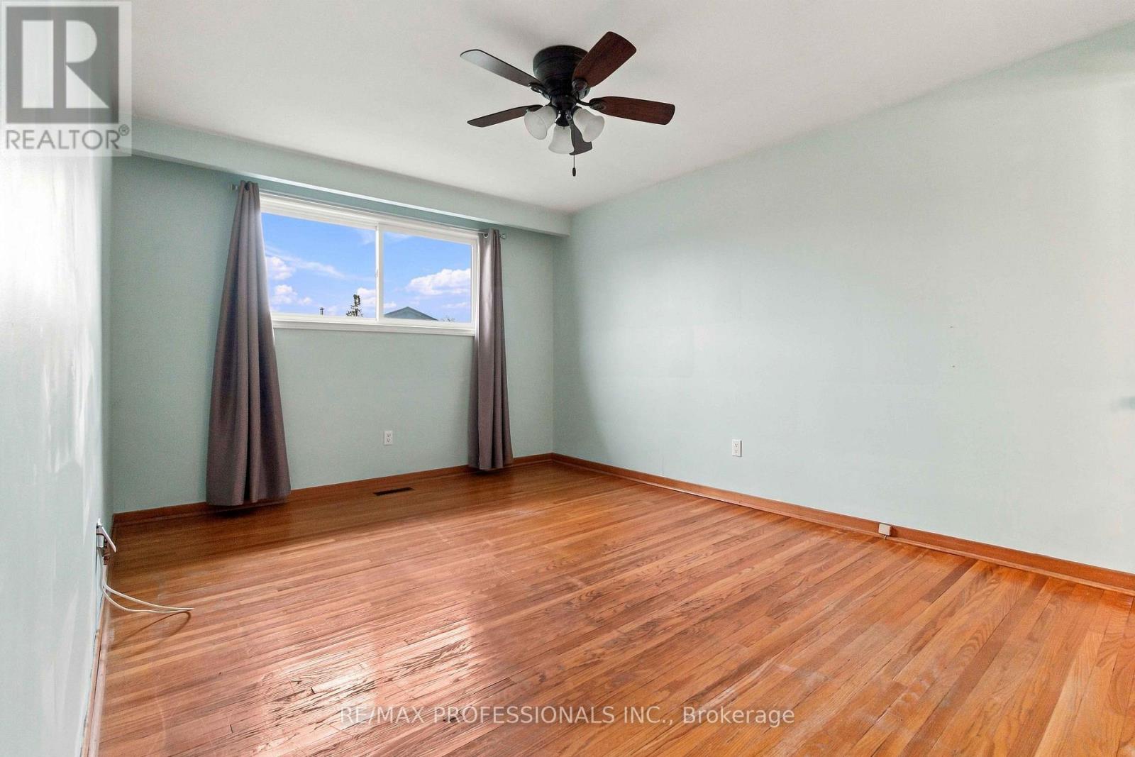 7449 Pickfair Drive Property Photo 14