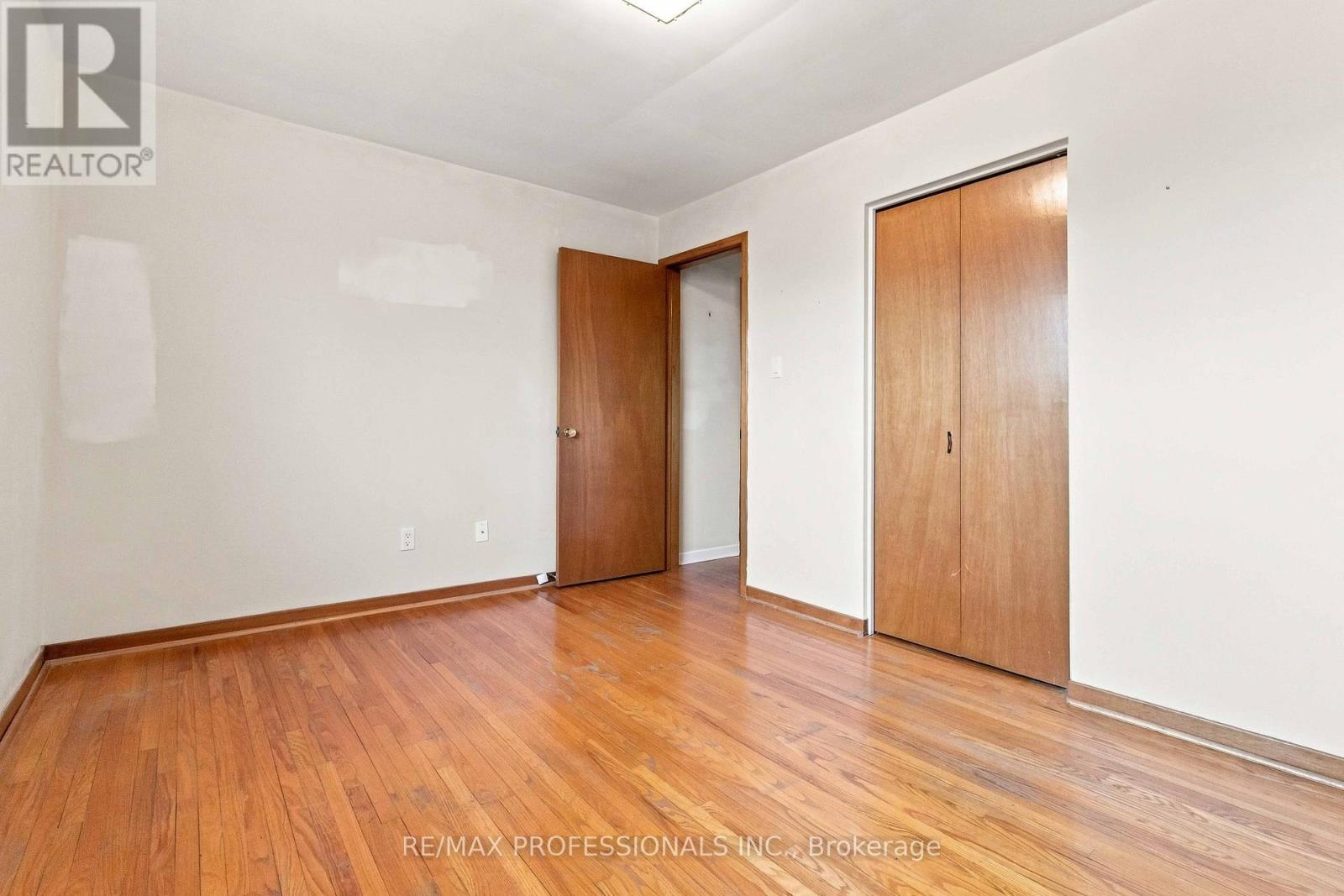 7449 Pickfair Drive Property Photo 18