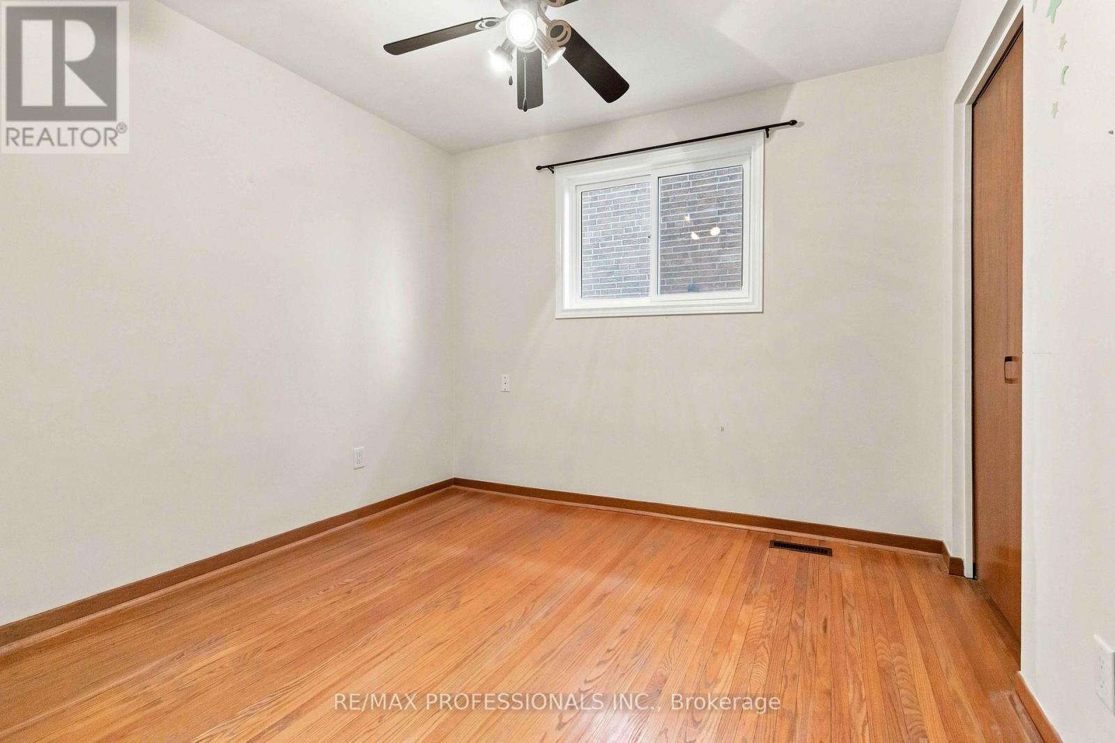 7449 Pickfair Drive Property Photo 20