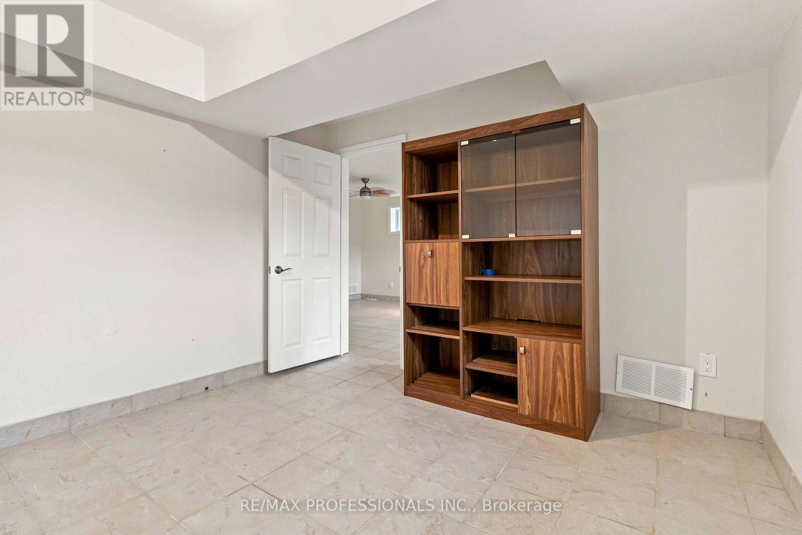 7449 Pickfair Drive Property Photo 27