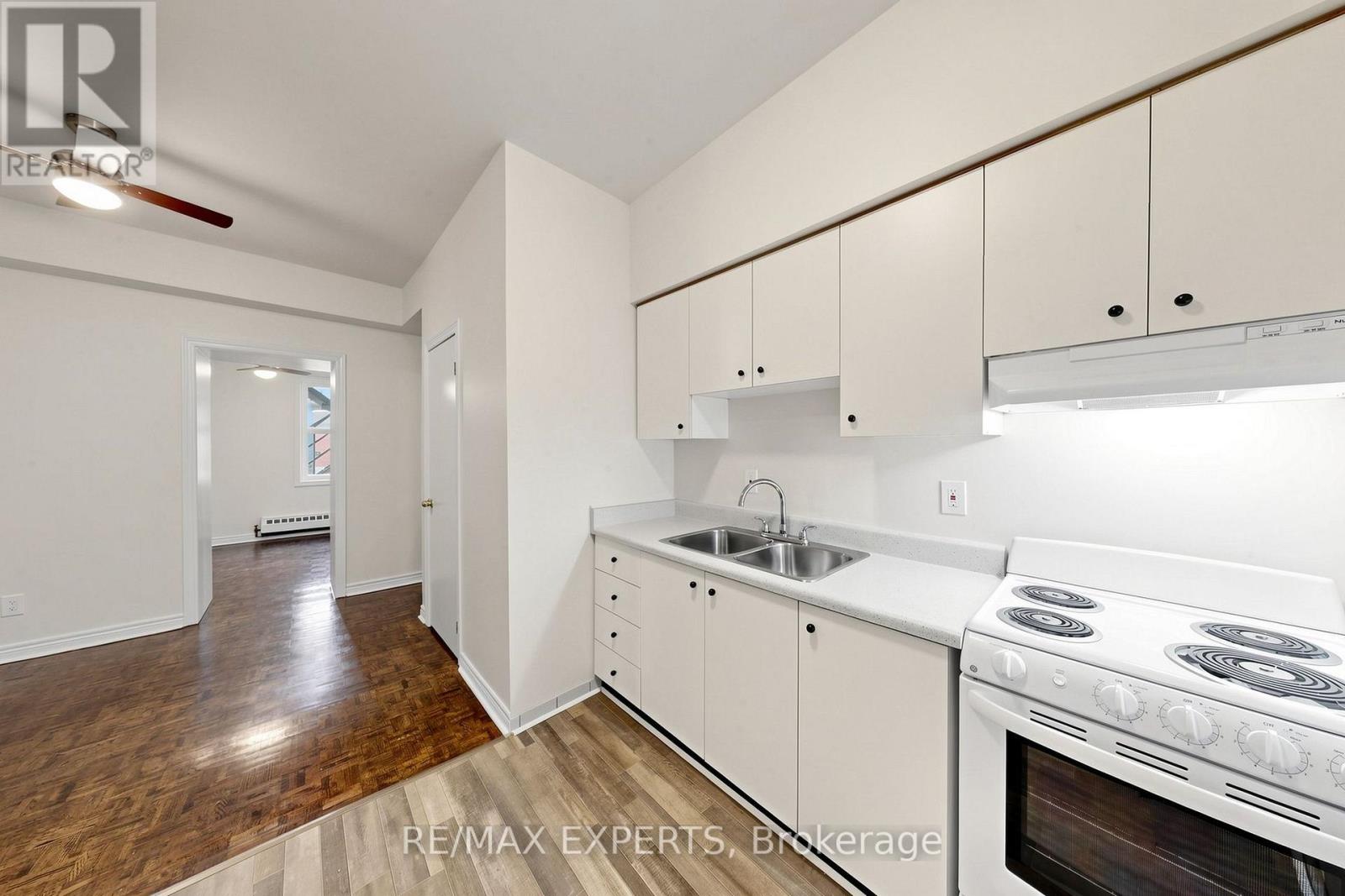 204 - 218 Close Avenue Property Photo 16