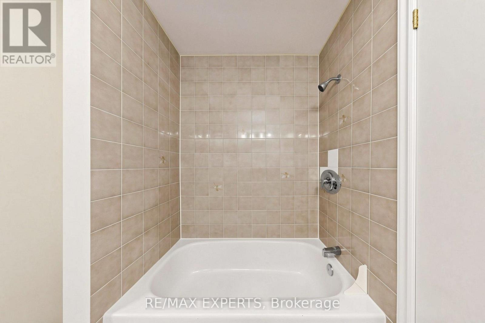 204 - 218 Close Avenue Property Photo 30
