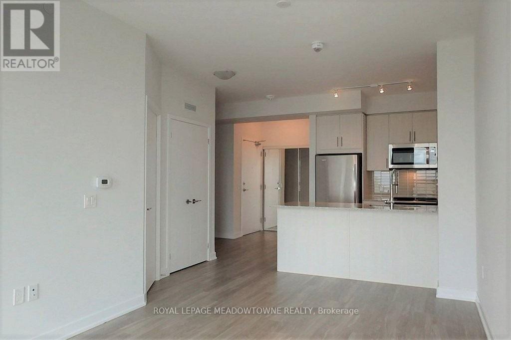 2411 - 4055 Parkside Drive Property Photo 10