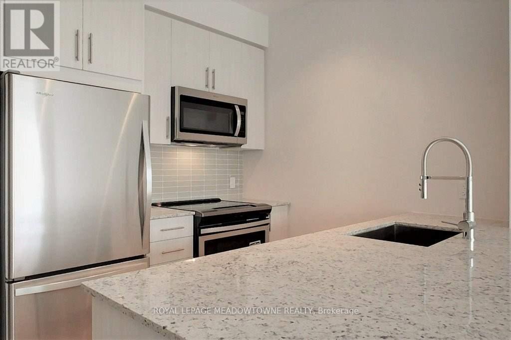2411 - 4055 Parkside Drive Property Photo 11