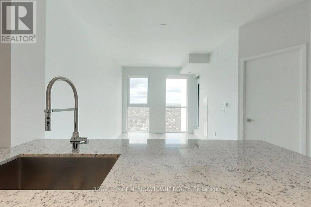 2411 - 4055 Parkside Drive Property Photo 18
