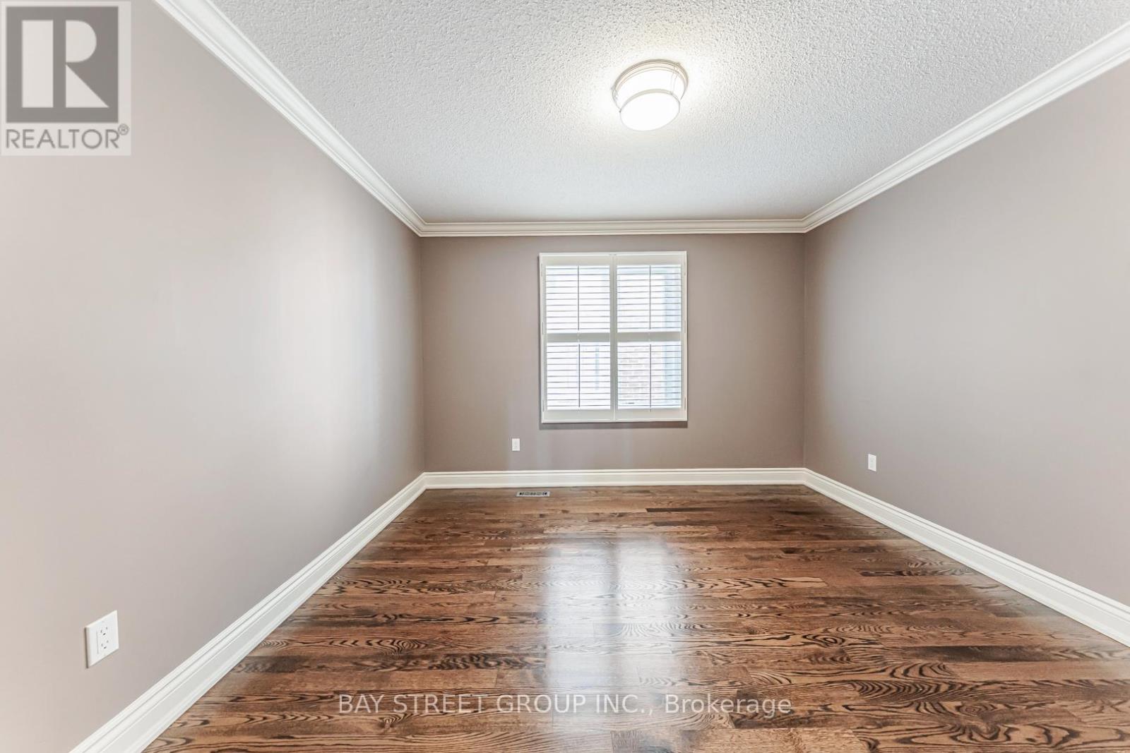 2191 Dunvegan Avenue Property Photo 21