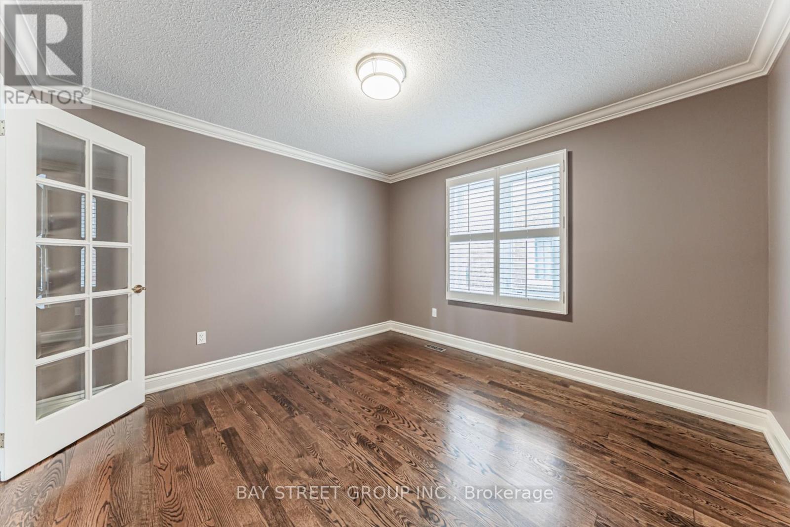 2191 Dunvegan Avenue Property Photo 23