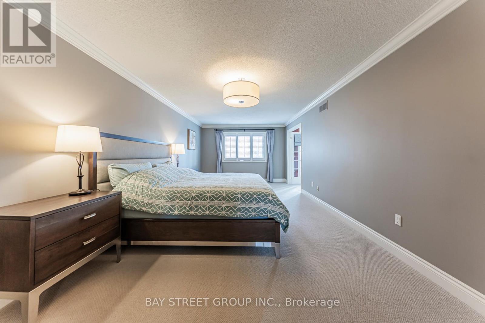 2191 Dunvegan Avenue Property Photo 28