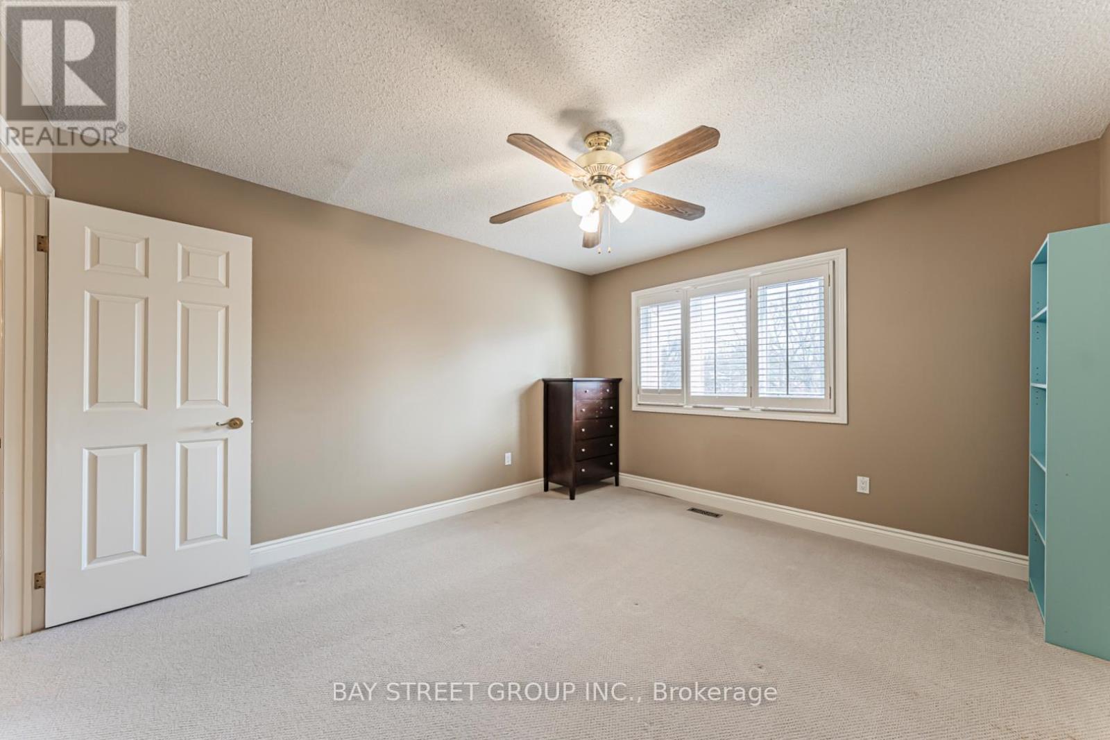 2191 Dunvegan Avenue Property Photo 41