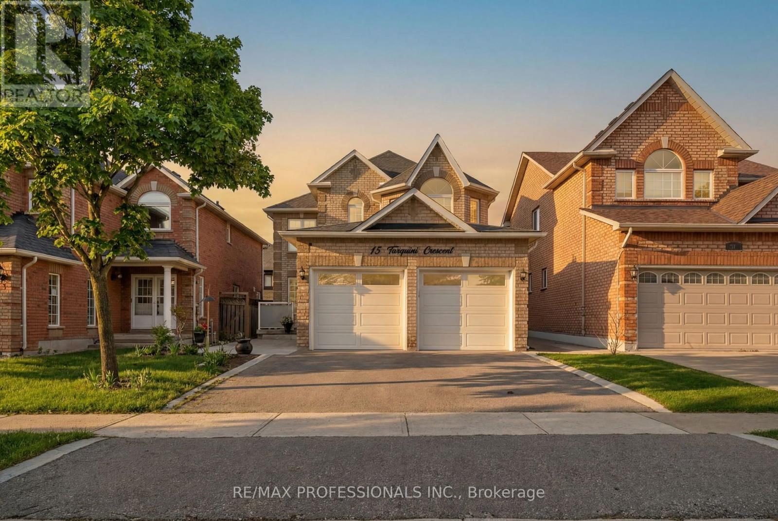 15 TARQUINI CRESCENT