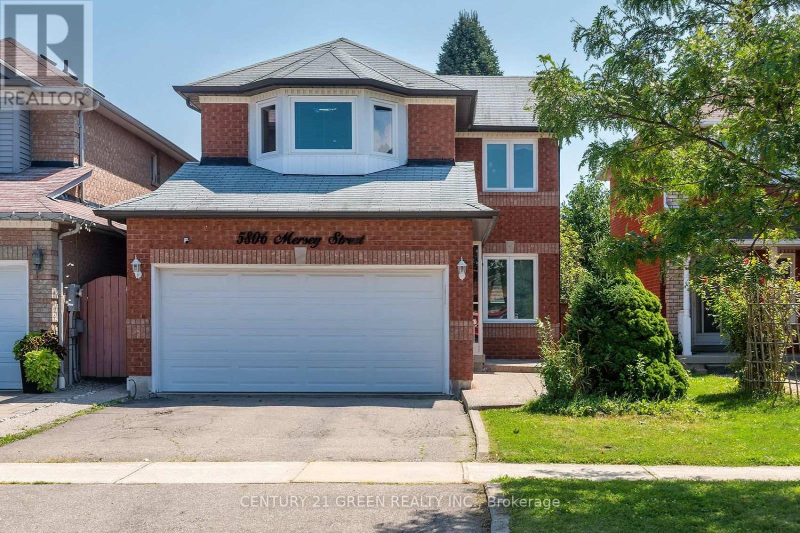 5806 Mersey Street Property Photo 2