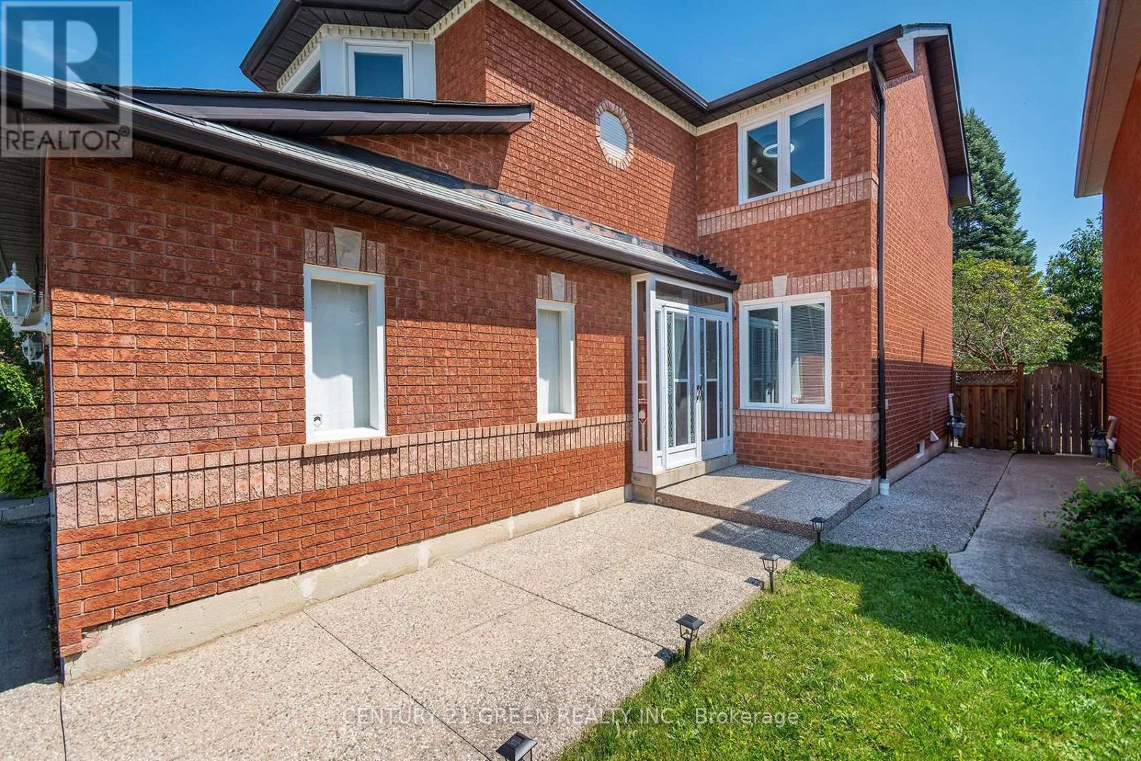 5806 Mersey Street Property Photo 4